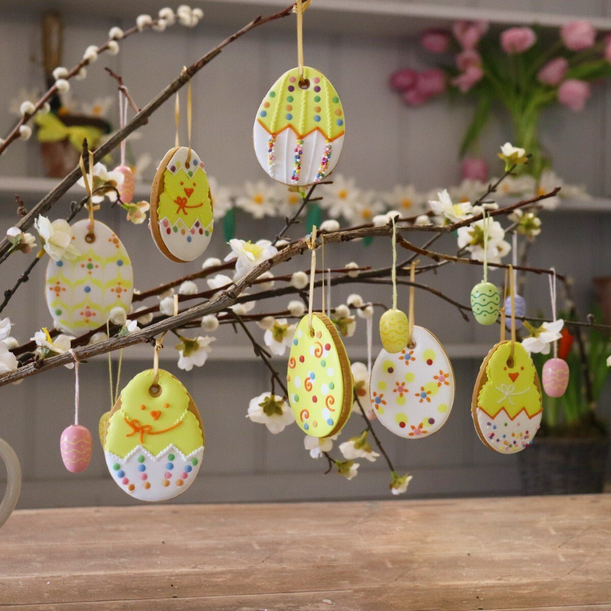Biscuiteers Easter Tree DIY Kit - Patisserie Valerie