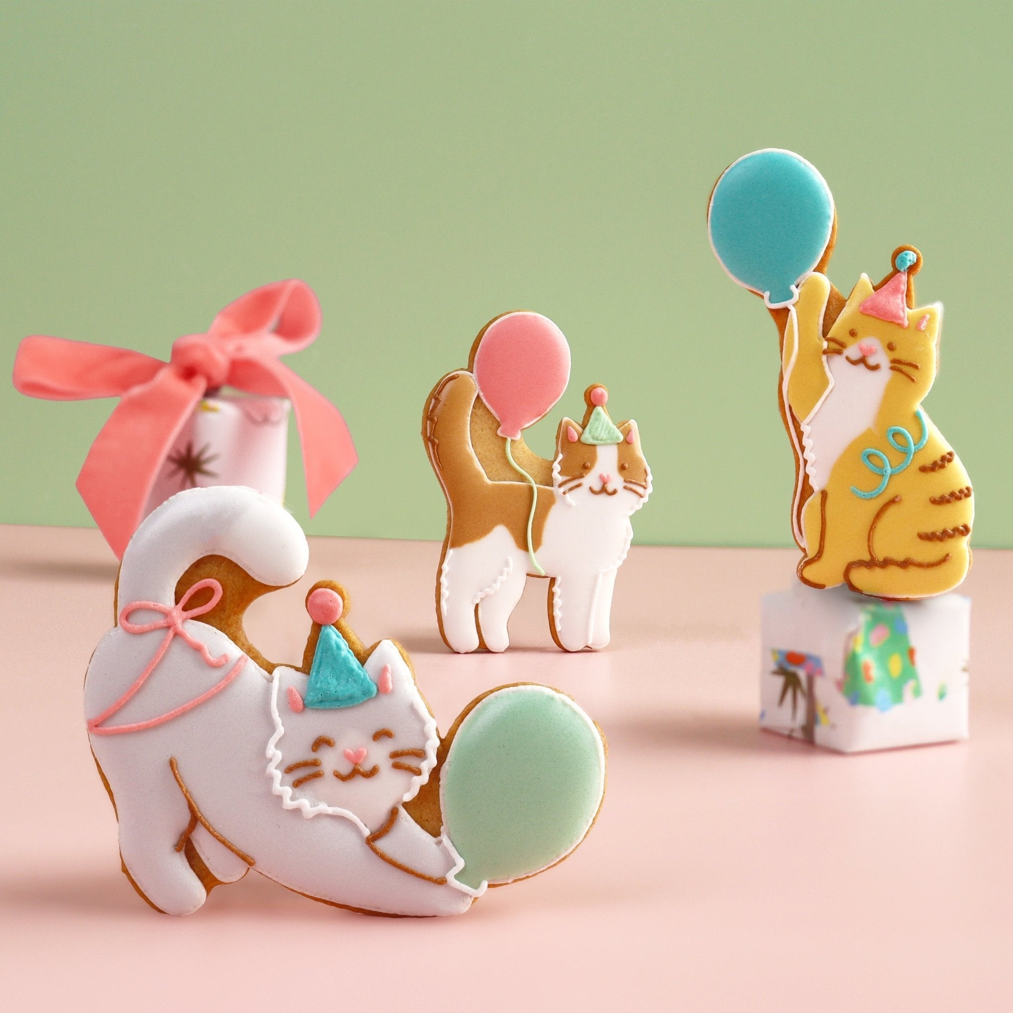 Biscuiteers Purrfect Party Cats Letterbox Biscuits - Patisserie Valerie